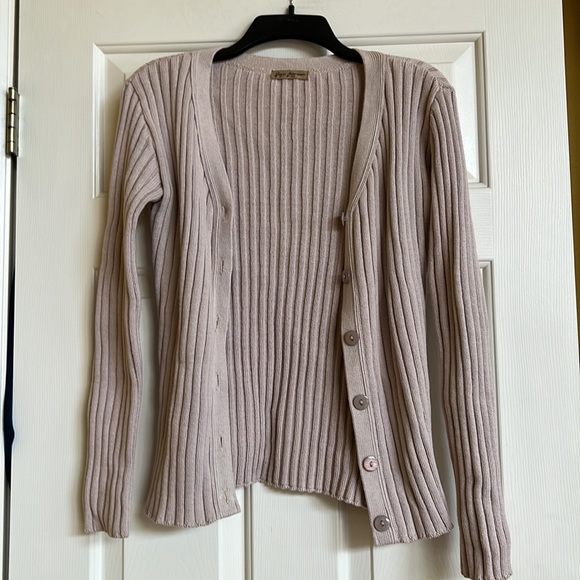 Rem Garson sweater NWOT - Picture 2 of 11